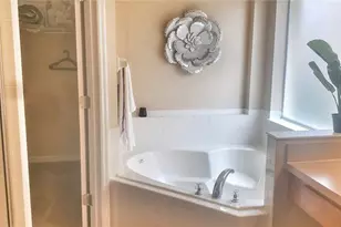 525 Paloma Dr, Davenport, FL 33837 - Photo 11