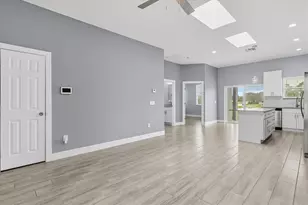 423 Vernon Ct, Kissimmee, FL 34759 - Photo 9