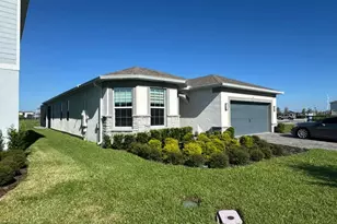 1908 Summer Serenity Dr, Kissimmee, FL 34744 - Photo 5