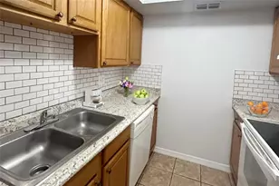 1040 S Buena Vista Dr, Lake Alfred, FL 33850 - Photo 3