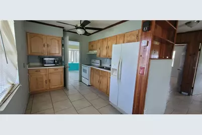 1115 Vermont Avenue, Saint Cloud, FL 34769 - Photo 3