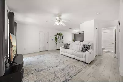 2780 Lake Vista Drive, Kissimmee, FL 34744 - Photo 19