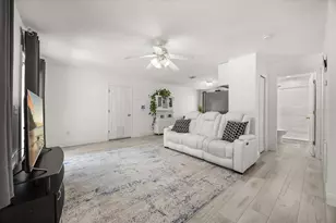 2780 Lake Vista Dr, Kissimmee, FL 34744 - Photo 19