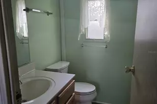 5562 Lansing Dr, Wildwood, FL 34785 - Photo 23