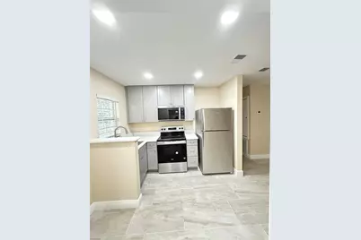 420 Alabama Street #2, Lake Wales, FL 33853 - Photo 5