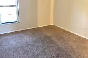 2781 King Oak Cir, Saint Cloud, FL 34769 - Photo 11