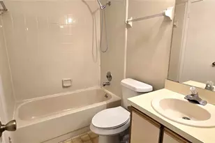 2781 King Oak Cir, Saint Cloud, FL 34769 - Photo 13