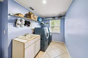 214 Farrington Ln, Kissimmee, FL 34744 - Photo 37