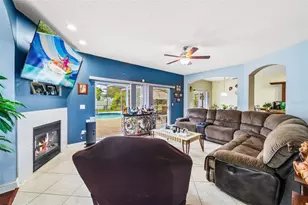 214 Farrington Ln, Kissimmee, FL 34744 - Photo 19