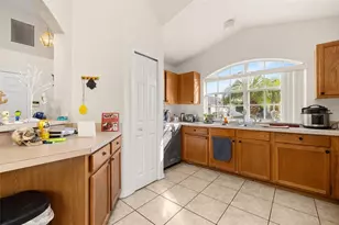 135 Jessamine Dr, Davenport, FL 33837 - Photo 11