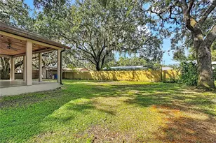 4815 Oakwood Dr, Saint Cloud, FL 34772 - Photo 21