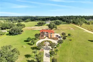 18147 Coralwood Ln, Groveland, FL 34736 - Photo 5