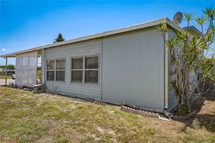 5619 Bayshore Rd, Palmetto, FL 34221 - Photo 33