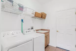 1204 Cumbrian Lakes Ct, Kissimmee, FL 34746 - Photo 21