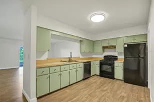 2304 Isle Royale Ct SE, Winter Haven, FL 33880 - Photo 7