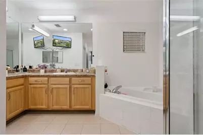 3060 Pirates Retreat Court #305, Kissimmee, FL 34747 - Photo 15