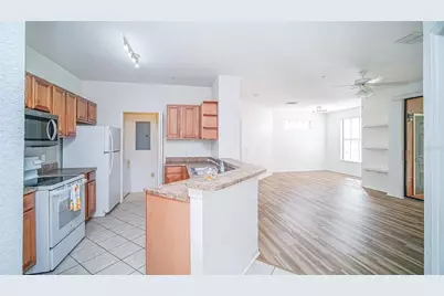 6149 Metrowest Boulevard #203, Orlando, FL 32835 - Photo 3