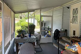 126 W Socrum Loop Rd, Lakeland, FL 33809 - Photo 3