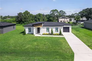 749 Darby Ave SW, Palm Bay, FL 32908 - Photo 5