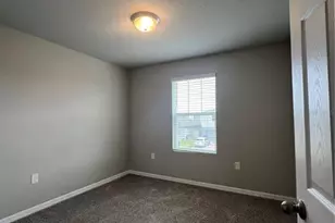 582 Amadoras Way St, Saint Cloud, FL 34771 - Photo 17