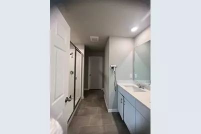 582 Amadoras Way Street, Saint Cloud, FL 34771 - Photo 11