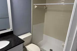 21 Silver Park Cir, Kissimmee, FL 34743 - Photo 9