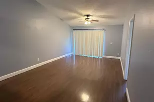 21 Silver Park Cir, Kissimmee, FL 34743 - Photo 5