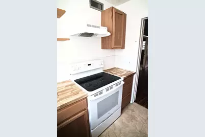 4212 Lake Underhill Road #5D9, Orlando, FL 32803 - Photo 5