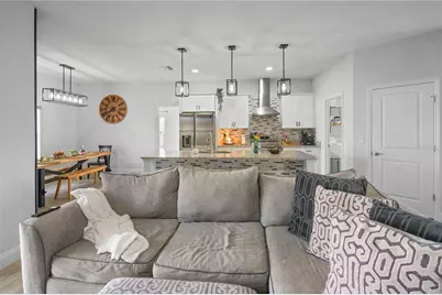 817 Desmoines Place, Kissimmee, FL 34759 - Photo 7