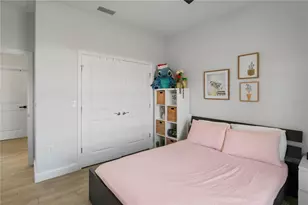 817 Desmoines Pl, Kissimmee, FL 34759 - Photo 19