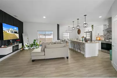 817 Desmoines Place, Kissimmee, FL 34759 - Photo 3