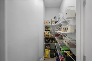 817 Desmoines Pl, Kissimmee, FL 34759 - Photo 13