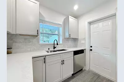 3901 Ibis Drive, Orlando, FL 32803 - Photo 13