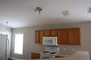 1604 Fitzgerald Dr, Dundee, FL 33838 - Photo 11