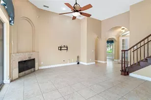 7670 Milano Dr, Orlando, FL 32835 - Photo 5