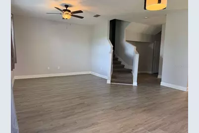 3927 Pemberly Pines Circle, Saint Cloud, FL 34769 - Photo 3