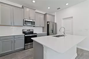 6446 Limberpine Aly, Saint Cloud, FL 34771 - Photo 11