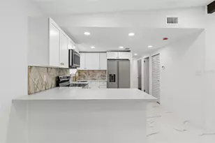 7620 Dennison Dr, Tampa, FL 33619 - Photo 9