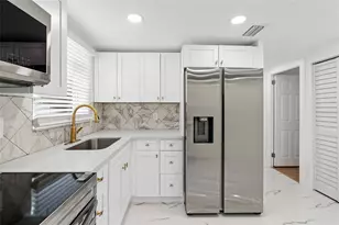 7620 Dennison Dr, Tampa, FL 33619 - Photo 11