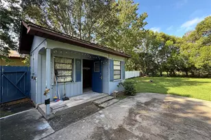 810 S Thacker Ave, Kissimmee, FL 34741 - Photo 5