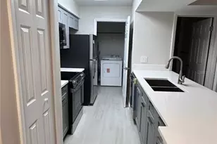 3016 Parkway Blvd, Kissimmee, FL 34747 - Photo 9