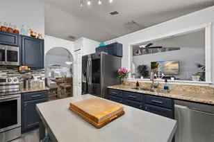 428 Bent Oak Loop, Davenport, FL 33837 - Photo 13