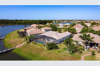 3549 Somerset Circle, Kissimmee, FL 34746 - Photo 3