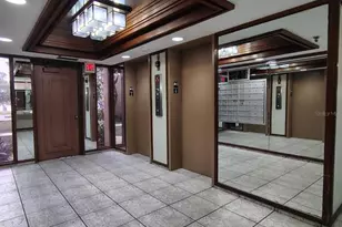 661 NE 195th St, Miami, FL 33179 - Photo 17