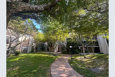 661 NE 195th Street #402, Miami, FL 33179 - Photo 1