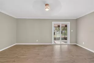 7 E Bay St, Davenport, FL 33837 - Photo 37