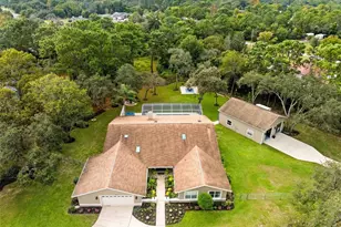 1475 Glenridge Dr, Spring Hill, FL 34609 - Photo 3