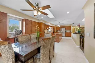 1475 Glenridge Dr, Spring Hill, FL 34609 - Photo 17