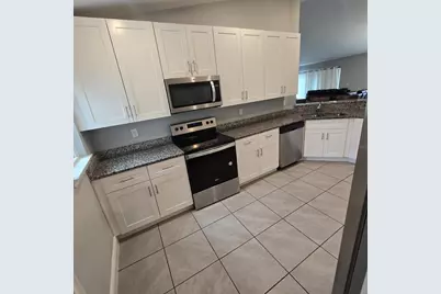 540 Bristol Circle, Kissimmee, FL 34758 - Photo 13