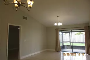 50 Silver Falls Cir, Kissimmee, FL 34743 - Photo 19